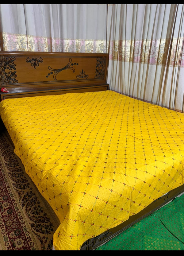 হলুদ মাগুরা কাঁথা