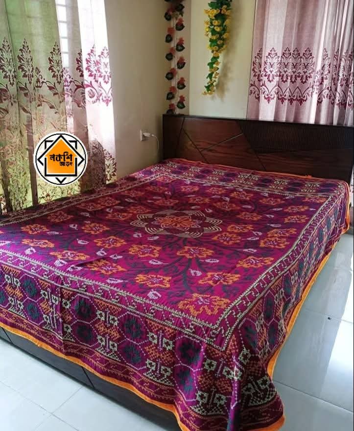 বেগুনি বাগান বিলাস কাঁথা